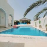  VILLA AVEC PISCINE À DJERBA AGHIR ZU - RÉF V681