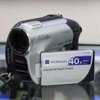 Sony handycam dcr-dvd608e + les accessoire 