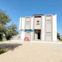 VILLA AVEC PISCINE À TEMLEL DJERBA MIDOUN - RÉF V679