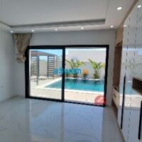 VILLA AVEC PISCINE À VENDRE À MIDOUN ZU - RÉF V702